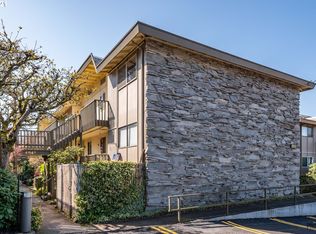 4047 Donald St APT L, Eugene, OR 97405