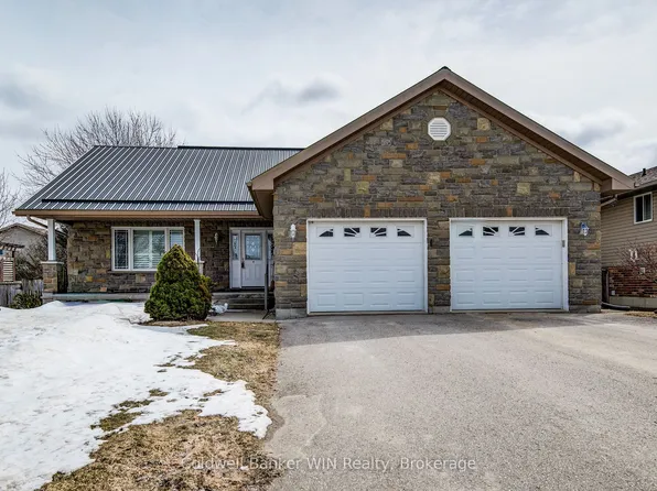 190 Sarah Rd, Wellington North, ON N0G 2L2