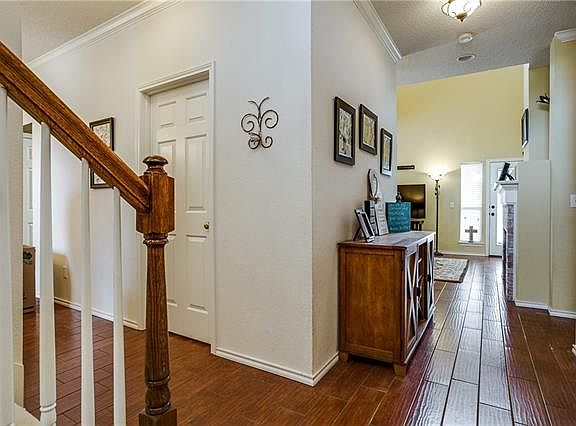 5th image of 1520 Niagara Blvd