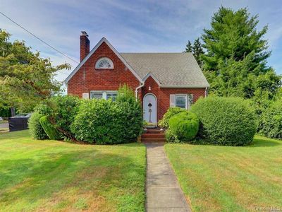 422 5th Avenue, East Northport, NY, 11731