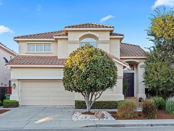 2nd image of 3719 Vireo Ave