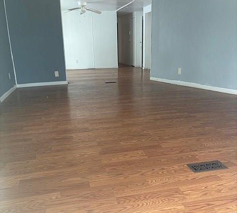 5th image of 6397 Brandywine Dr N