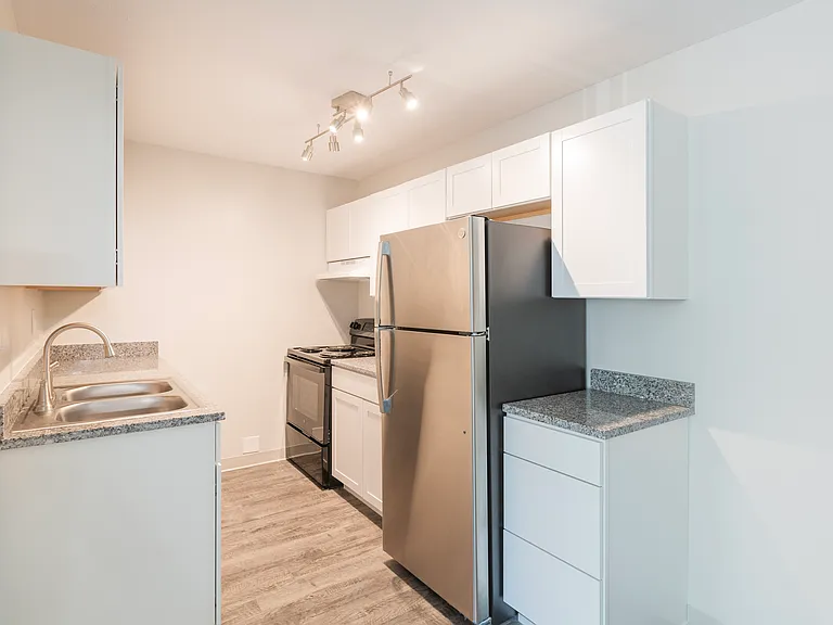 Kenton Place — Photo 21