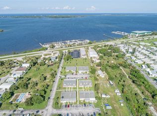 8520 Us Highway 1 APT C9, Sebastian, FL 32976