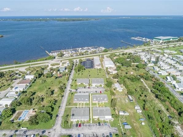 8520 Us Highway 1 APT C9, Sebastian, FL 32976