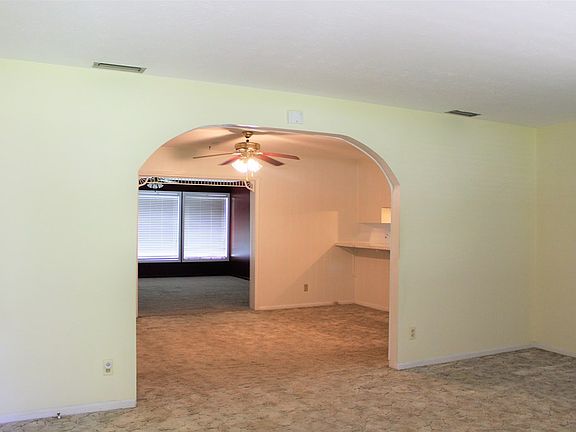 2nd image of 2403 Orlando Dr