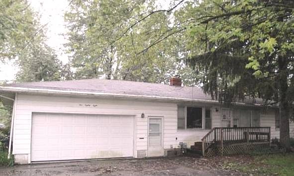 1st image of 588 E Flint St