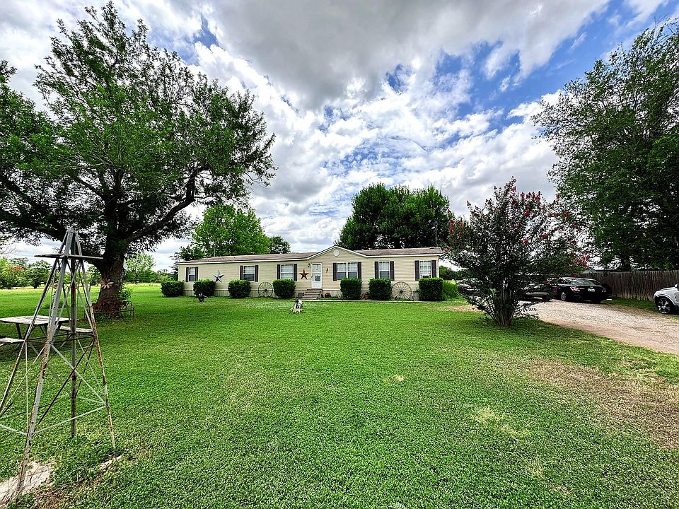 1st image of 2303 Webberwood Dr
