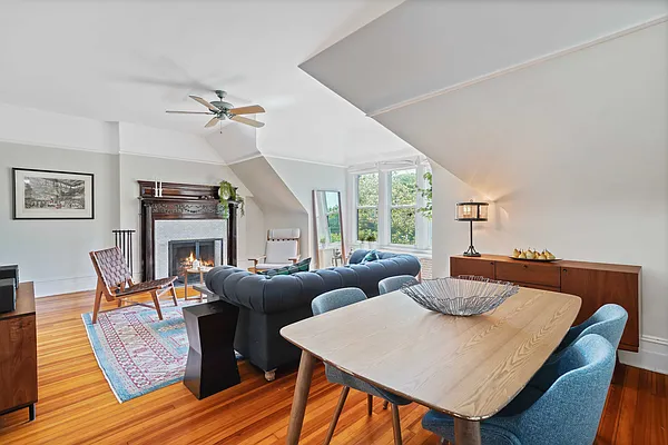 Sold by Avenue Sotheby's International Realty | media 3