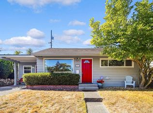 9351 32nd Ave SW, Seattle, WA 98126