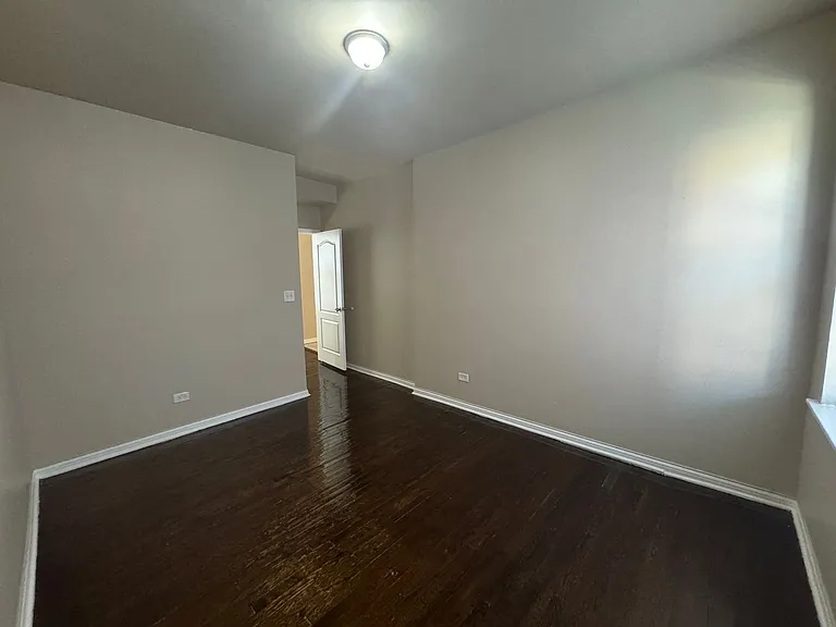 7014-18 S Sangamon St — Photo 36