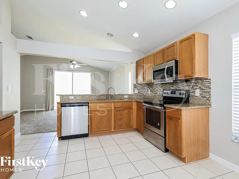 745 Troon Cir — Photo 7