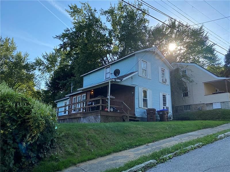 2nd image of 427 Andrew St
