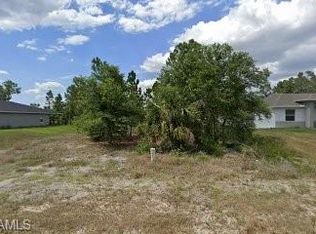439 Redwing St, Lehigh Acres, FL 33974