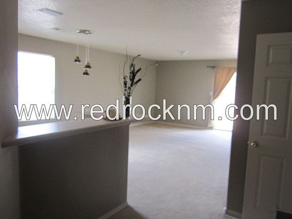 3rd image of 10305 Vendaval Ave NW