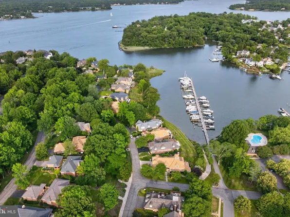 1010 S River Landing Rd, Edgewater, MD 21037
