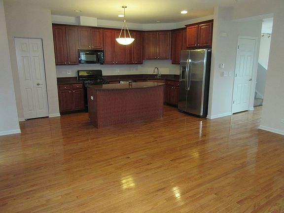2nd image of 350 S Prospect Ave