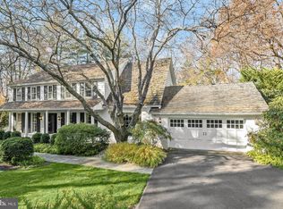 11700 Beekman Pl, Potomac, MD 20854