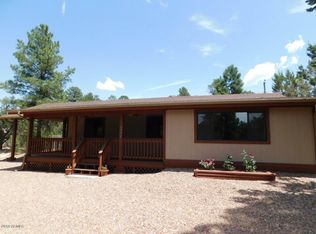 3379 Navajo Dr, Overgaard, AZ 85933