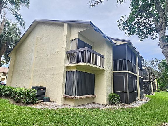 4th image of 1937 SW 15th Street #46