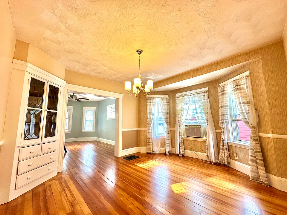 36 Eastbourne St