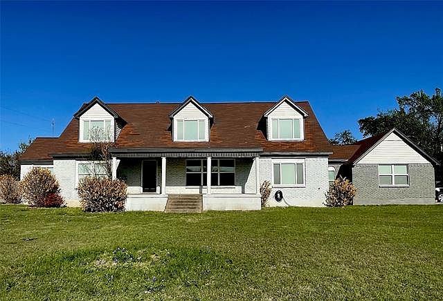 1st image of 4766 Cecilia Ave
