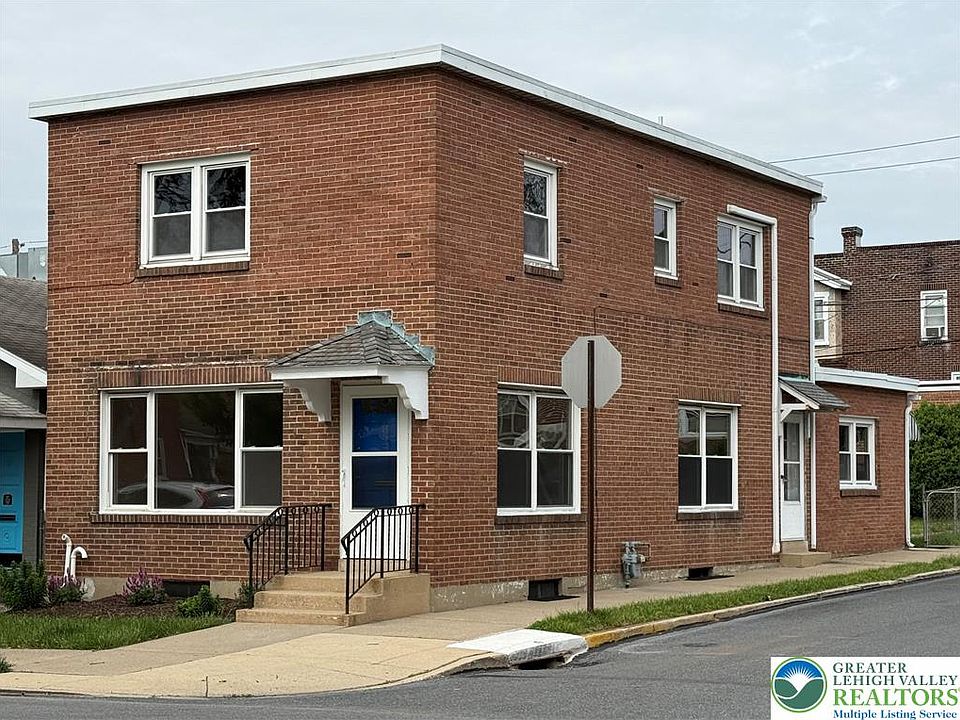 1st image of 827 N 19th St