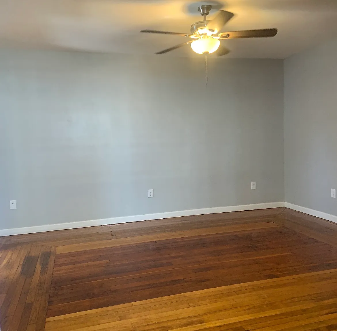 1 bed, 700 sqft, $1,300 — Photo 1