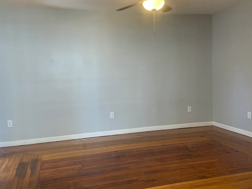 254 Putnam St #1N