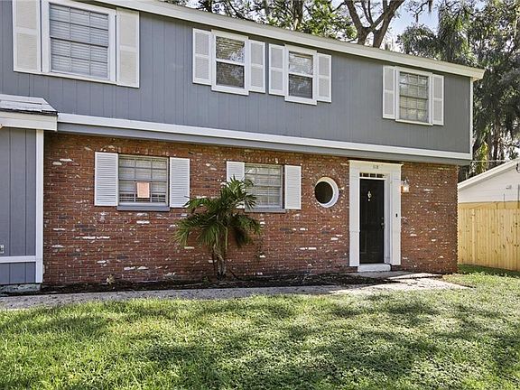 3rd image of 318 Fern Cliff Ave