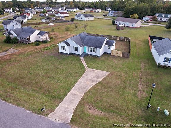 3rd image of 68 Vermilion Dr