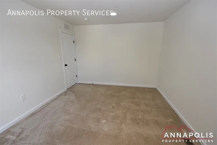 7946 Monrovia Dr — Photo 25