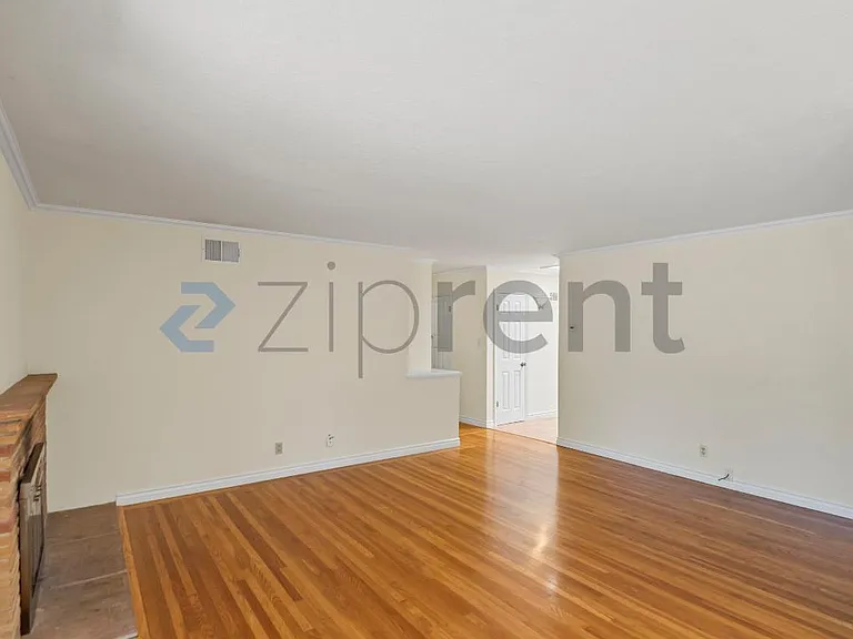 1075 Kildare Ave — Photo 7