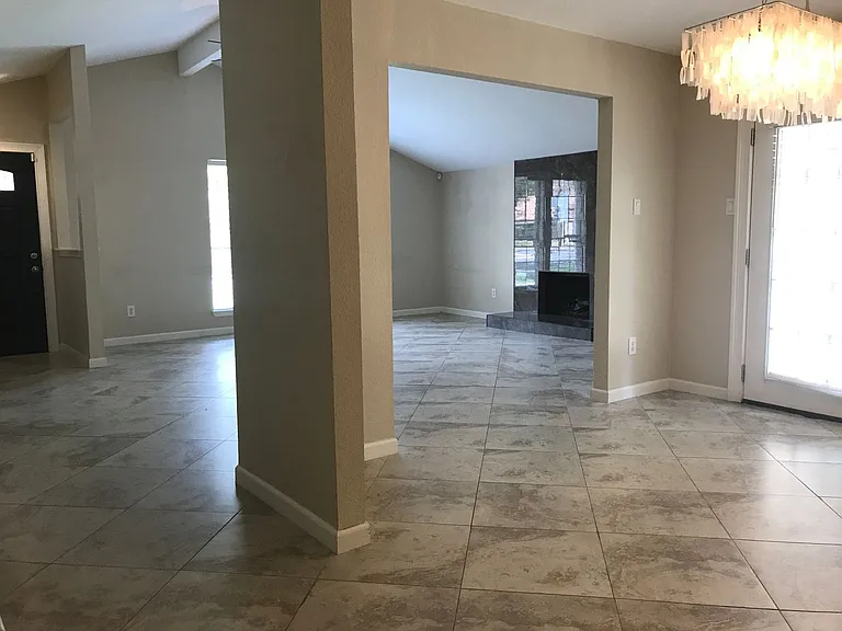 11638 Parkfield Dr — Photo 8