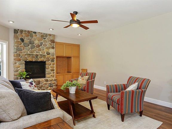 4th image of 2134 Saint Elias Pl