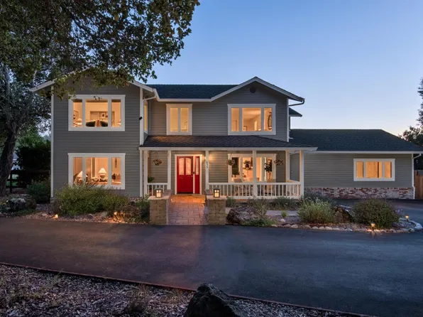 635 Palm Avenue, Penngrove, CA 94951