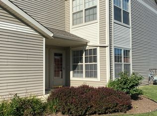 960 Buckingham Dr UNIT 960, Sycamore, IL 60178