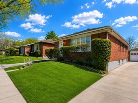 226-32 76th Ave, Oakland Gardens, NY