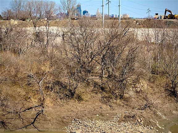 3rd image of 900 S 18th St