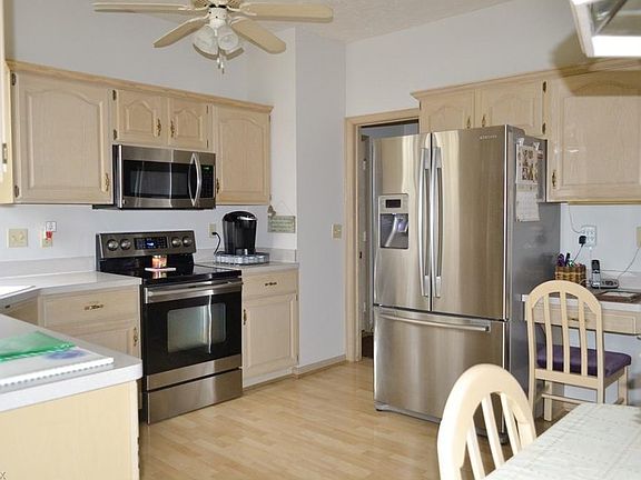 4th image of 7357 Glenside Ln