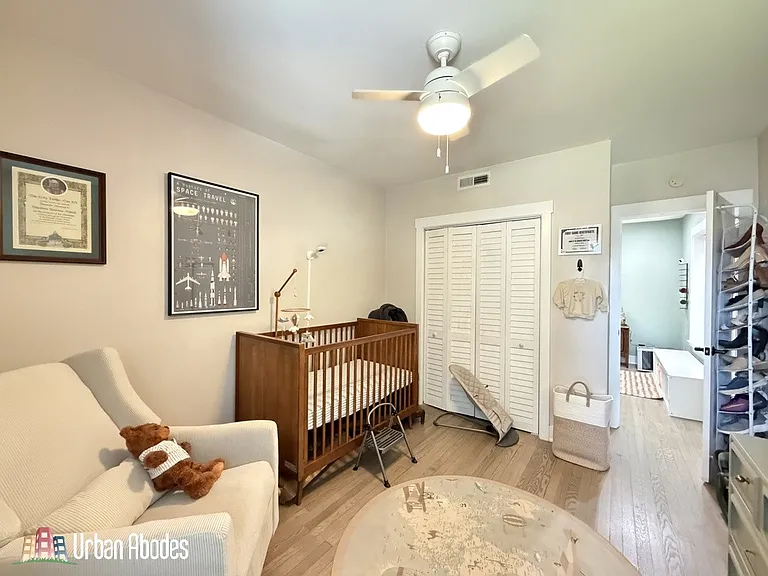 3247 N Damen Ave #1AC — Photo 17