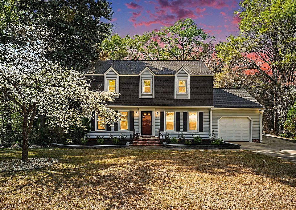 1st image of 123 Perry Dr