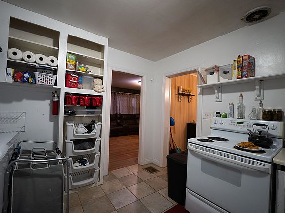 5th image of 317 Garfield Ave