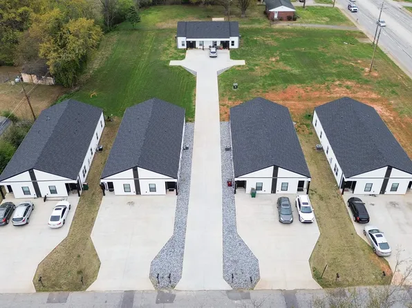 30-92 Old Farm Rd, Moore, SC 29369