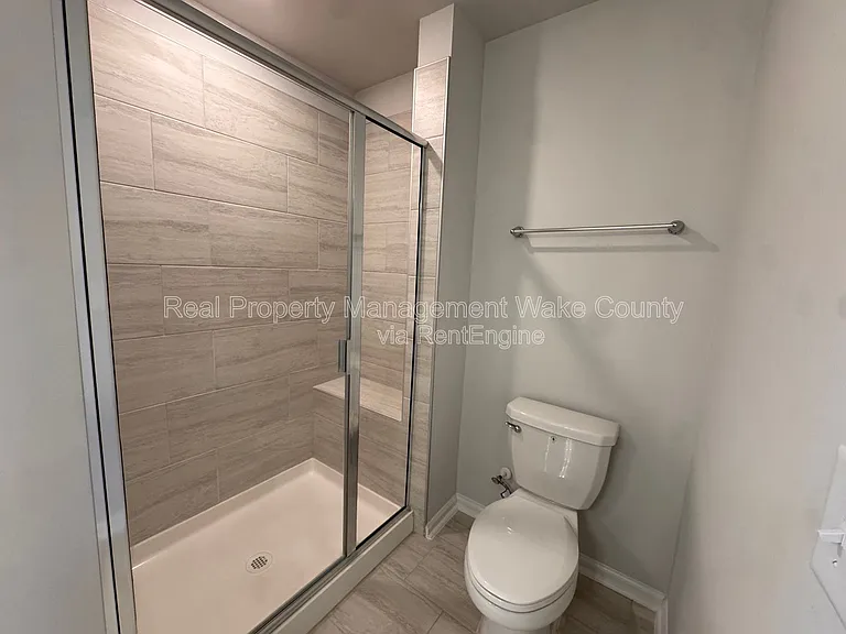 410 Odham Ln — Photo 7