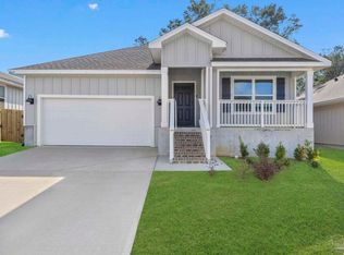 8669 Pathstone Blvd, Pensacola, FL 32526