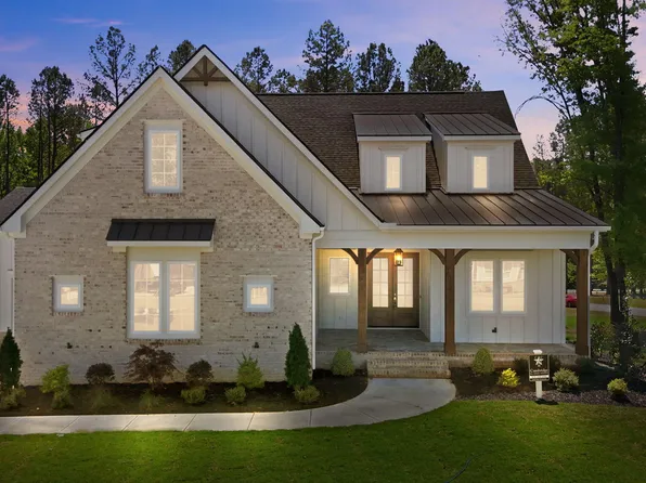 1232 Perry Bluff Dr, Wake Forest, NC 27587