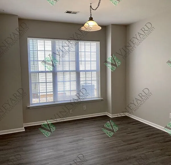 3325 Chastain Landings Ct — Photo 18