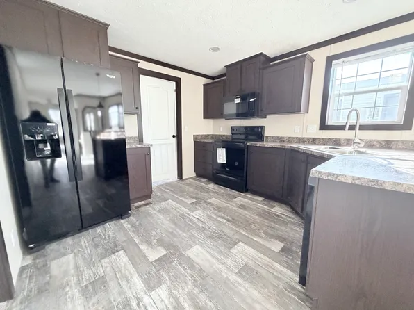 4000 E 134th St #1019, Chicago, IL 60633