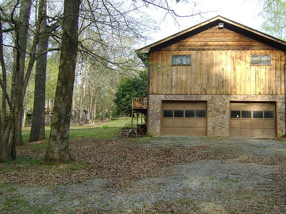 5th image of 77 Pinecrest Dr